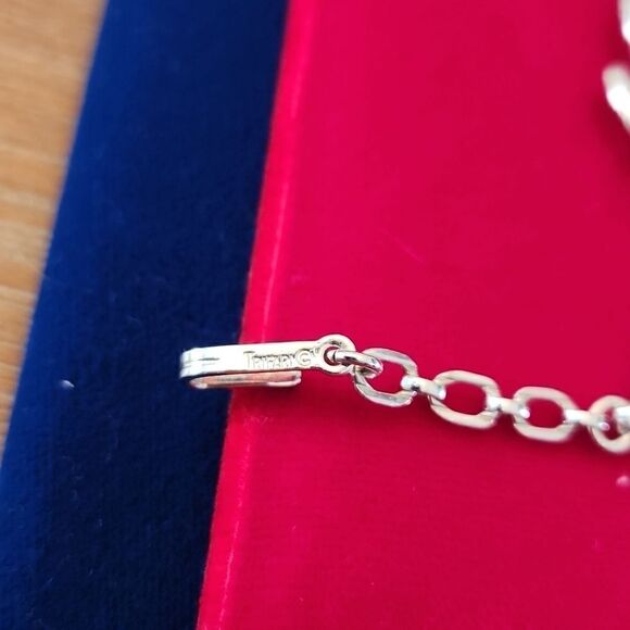 Vintage Signed Trifari Silver Plated Leaf Necklace choker chain - Picture 3 of 3